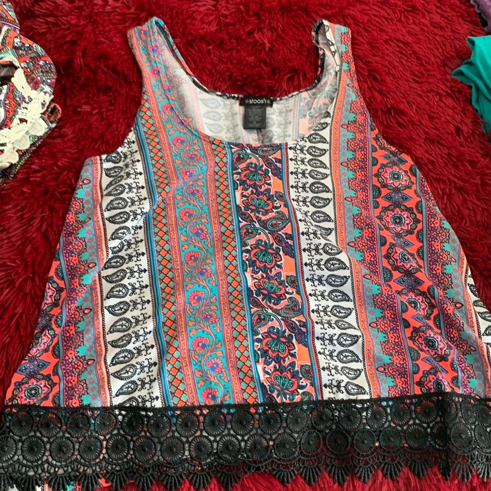 Swing tank top